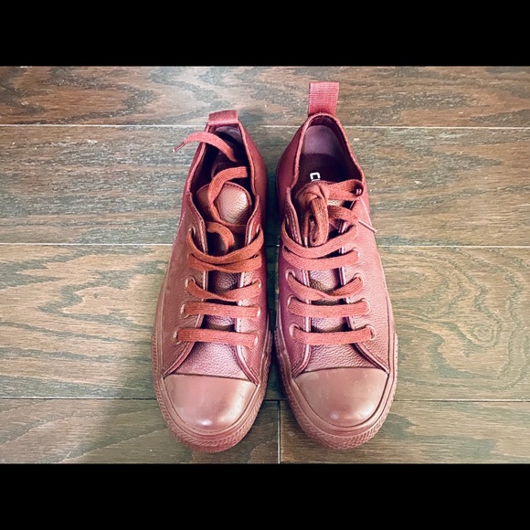 NEVER WORN burgundy leather converse - Picture 2 of 5